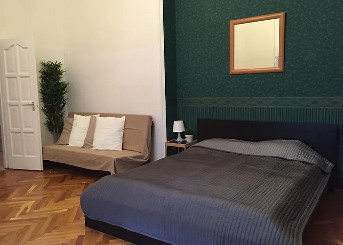 Budget Apartment By Hi5 - Vaci Street 44