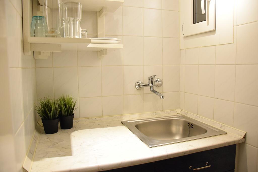 Budget By Hi5 - Vaci Street 44 * Budapest